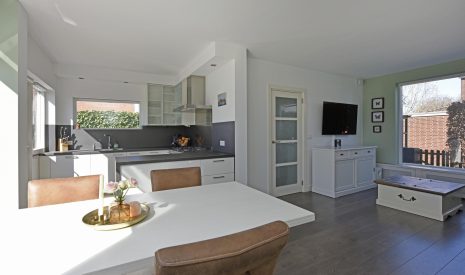 Te koop: Foto Woonhuis aan de P. van Schravendijkstraat 33 in Ter Aar