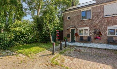 Te koop: Foto Woonhuis aan de Harry Mulischstraat 16 in Leiderdorp