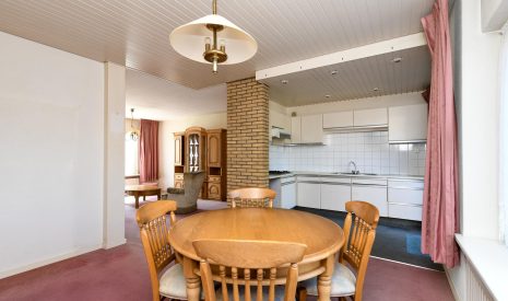 Te koop: Foto Woonhuis aan de Zuideinde 215 in Nieuwkoop