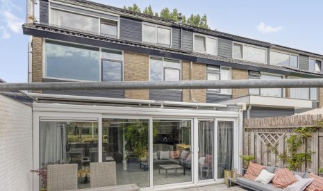 Te koop: Foto Woonhuis aan de Korenbloemweg 10 in Alphen aan den Rijn