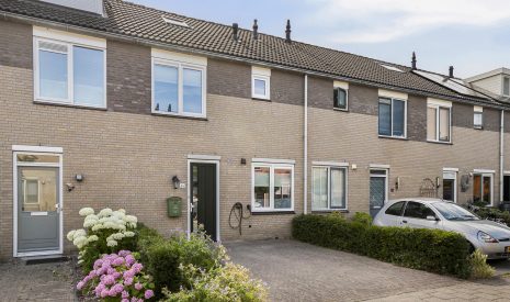 Te koop: Foto Woonhuis aan de Papiermolen 44 in Alphen aan den Rijn