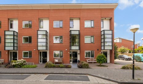 koop  Woerden  Harzstraat 33 – Hoofdfoto