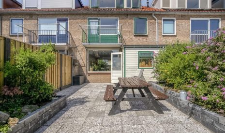 Te koop: Foto Woonhuis aan de Cederstraat 18 in Alphen aan den Rijn